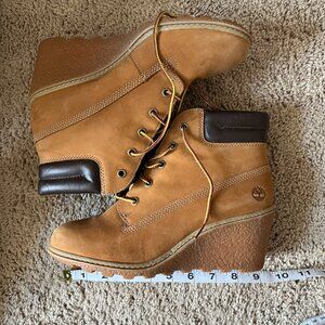 Timberland Women's A1548 Wedge High Heel Wheat Suede Leather Boots Size 7